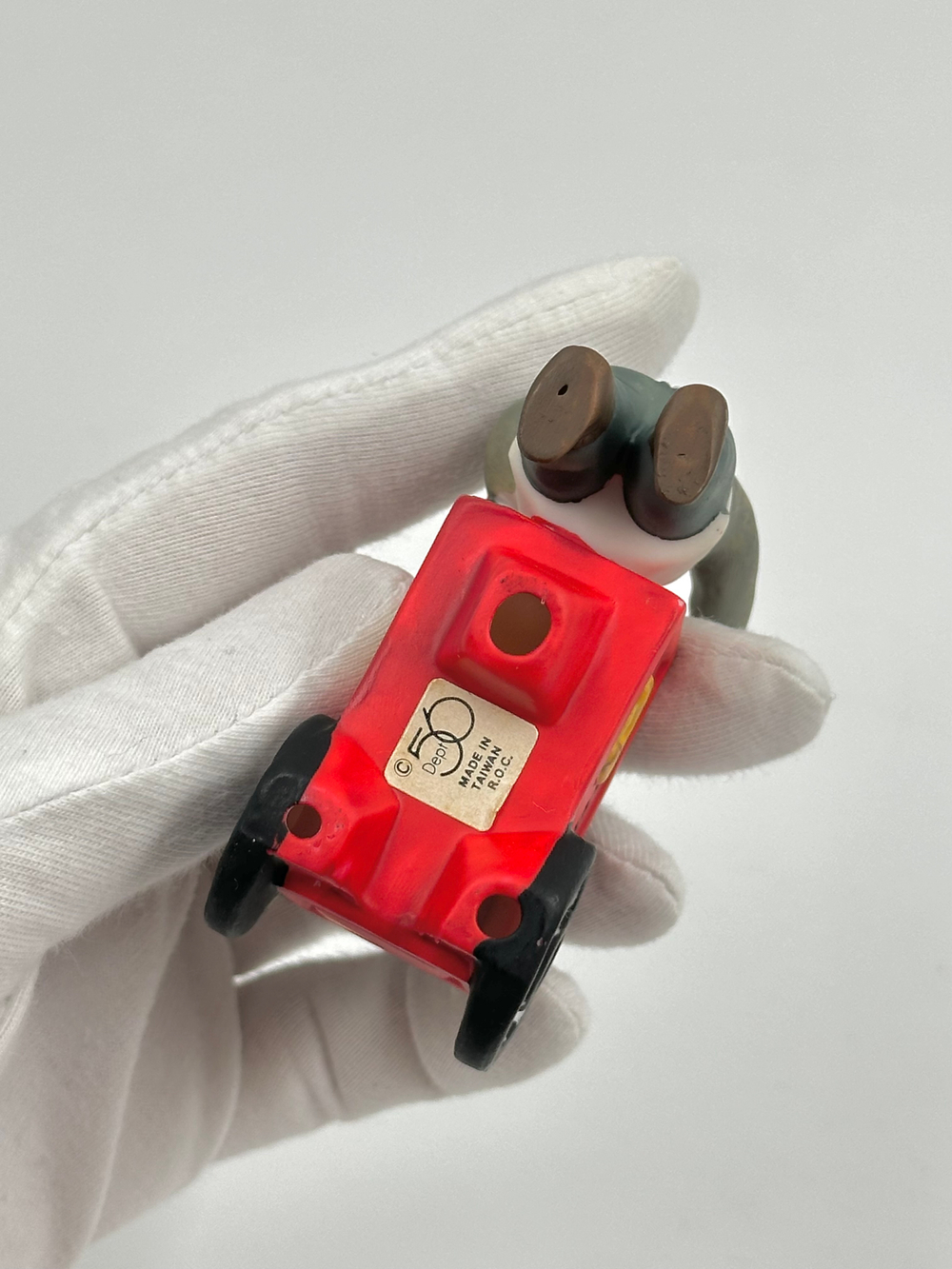 Фигурка Продавец претцелей Department 56