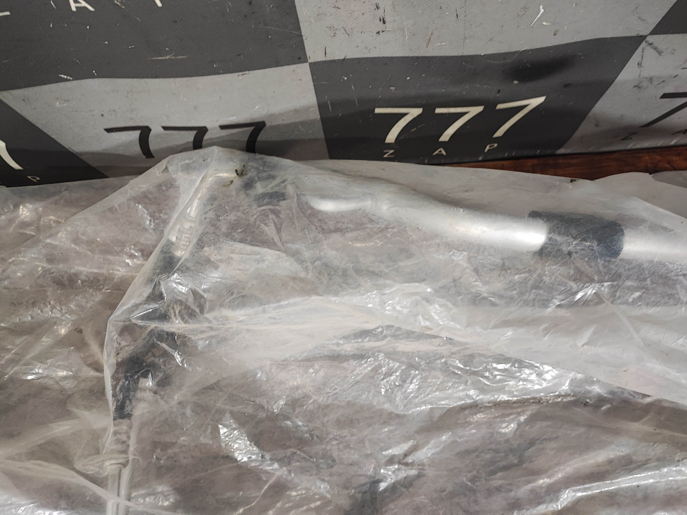 Трубка кондиционeрa Kia Sportage 4 16-22 Новая Оригинал 97775F1430