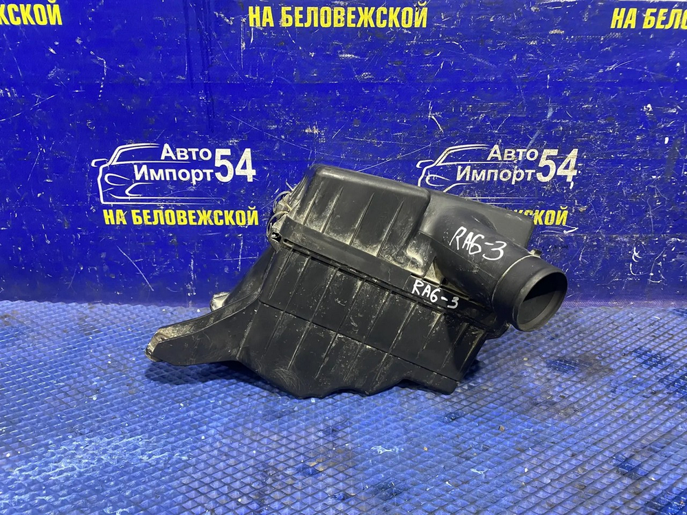 Корпус воздушного фильтра Honda ODYSSEY 2001