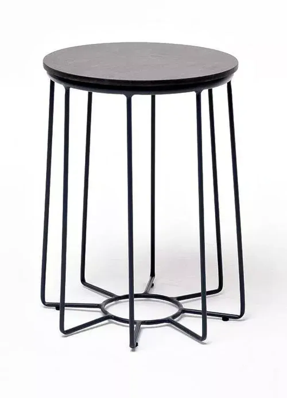 "Эквадор" журнальный стол из HPL круглый Ø40 H55, каркас из алюминия темно-серый (RAL 7024) муар, цвет столешницы "серый гранит"