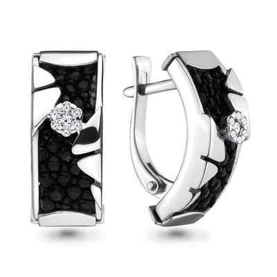 942107 Серьги из Золота с бриллиантами, кожами из коллекции "Скат"