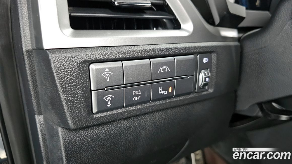 KG Mobility (Ssangyong) Beautiful Korando Бензин 1.5 2WD C7 (08.2019)