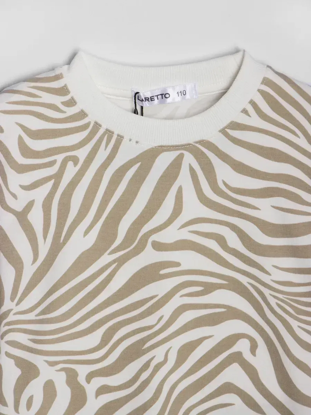 Футболка для девочки на лето