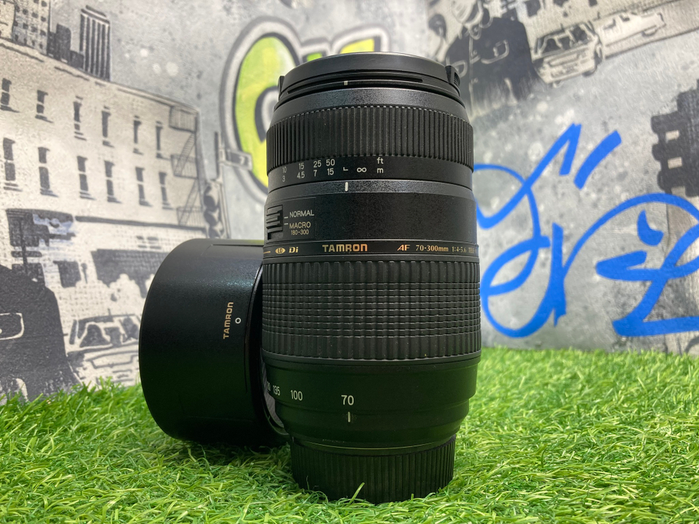 Tamron AF 70-300mm 4-5.6 Di LD Macro Nikon