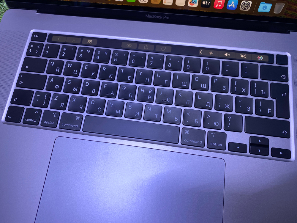 MacBook Pro 16 2019 (A2141) i7/16Gb/Retina