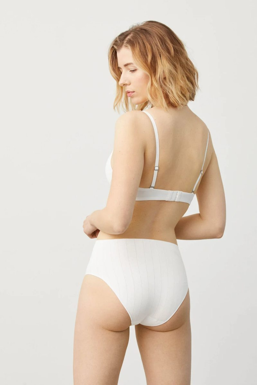 19652 High waist Трусы высокие YSABEL MORA