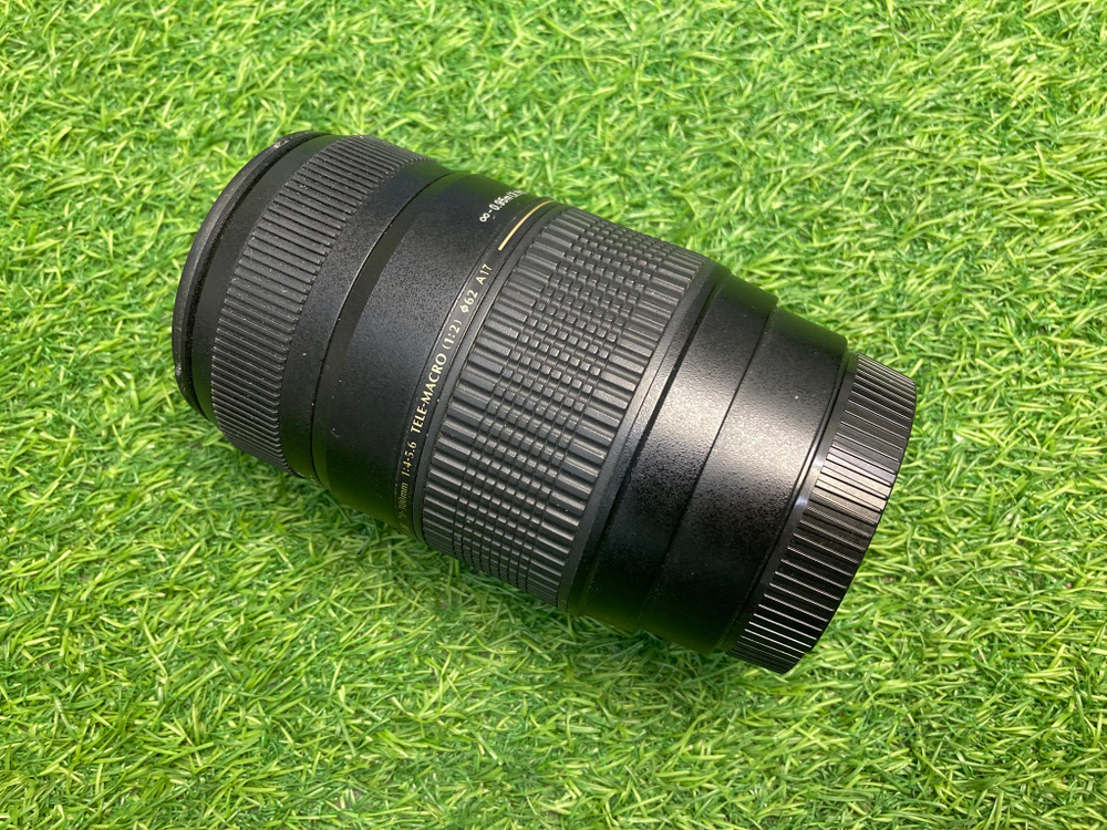 Tamron AF 70-300mm 4-5.6 Di LD Macro