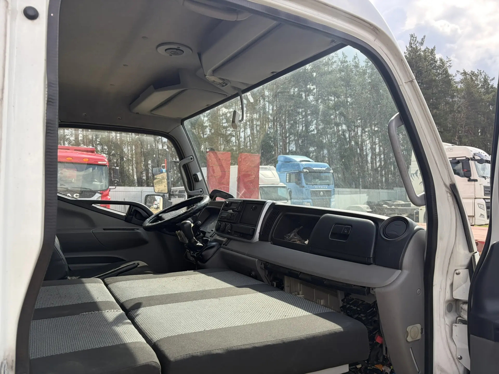 РусТрак 5389* на шасси Mitsubishi FUSO Canter Бортовой (Евроборт) 5389R2 (Евроборт, Дизельный, 3,0 л