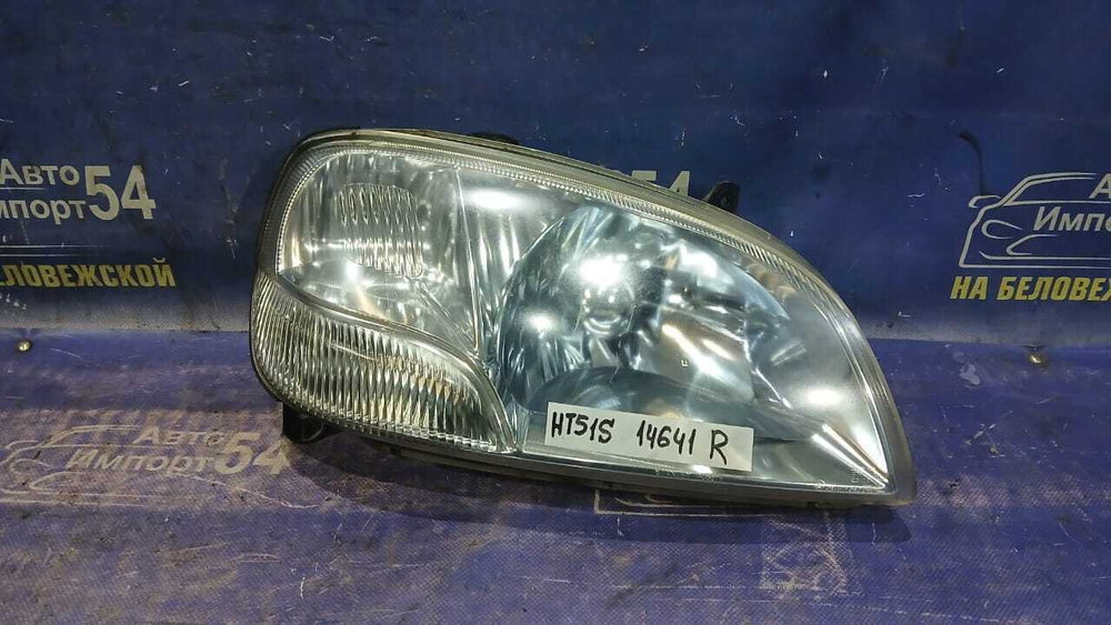 Фара передняя правая SUZUKI SWIFT 2003-2004