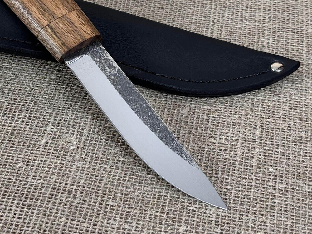 Нож Ханты-Манси, сталь 95Х18, рукоять орех