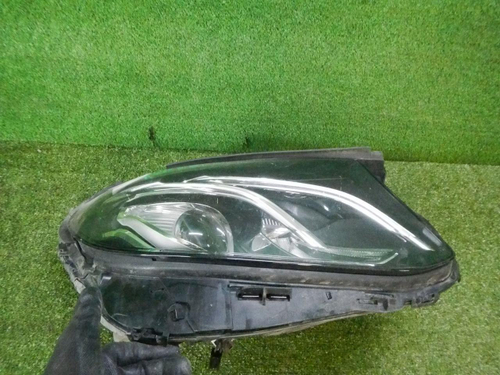 Фара правая Mercedes E W213 (2016-2021) LED
