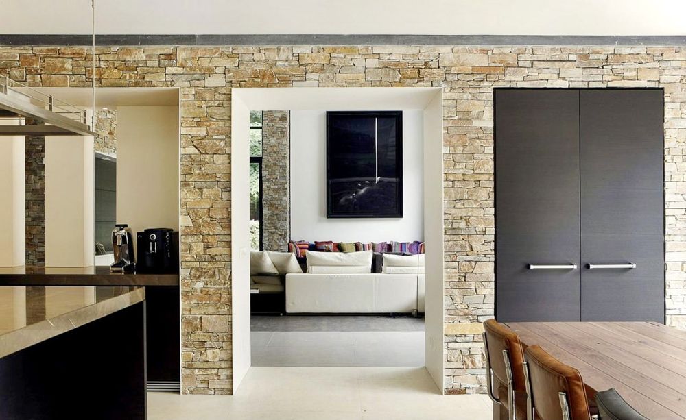 Натуральный камень Кварцит бежевый Pharaon 200x550x20-40 Грубый камень