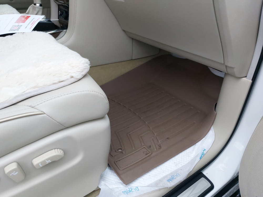 Коврики резиновые Infiniti QX56 QX80 WheatherTech