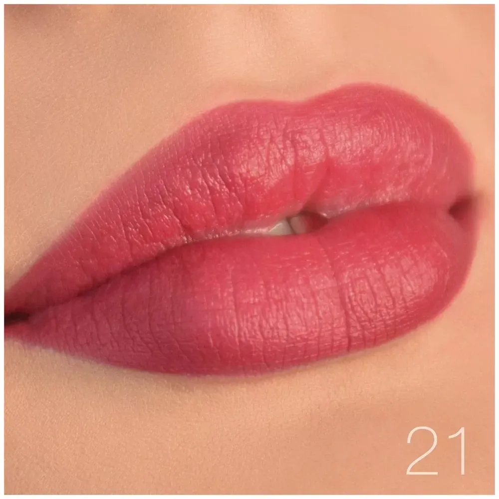 Контурный карандаш для губ  с витамином Е Relouis - 21