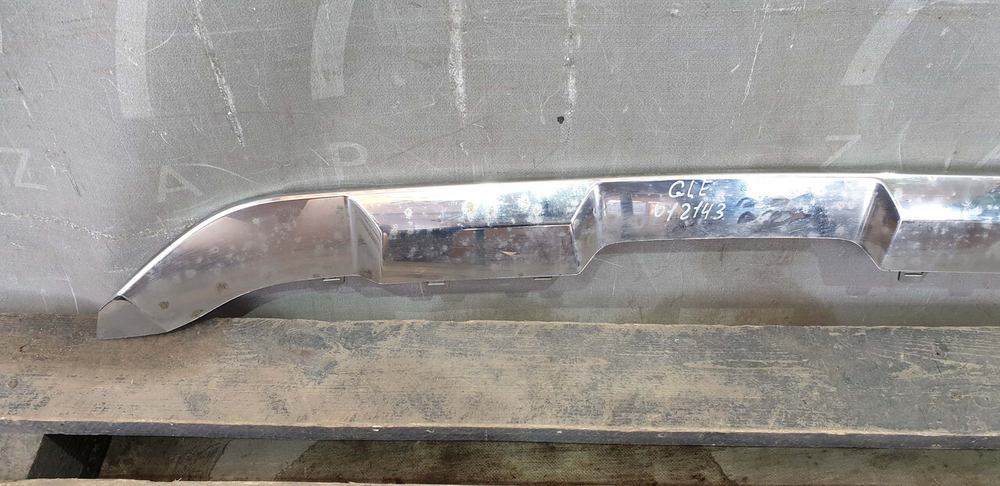 Накладка заднего бампера Mercedes GLE (W166) 15-18 Б/У Оригинал A1668857622