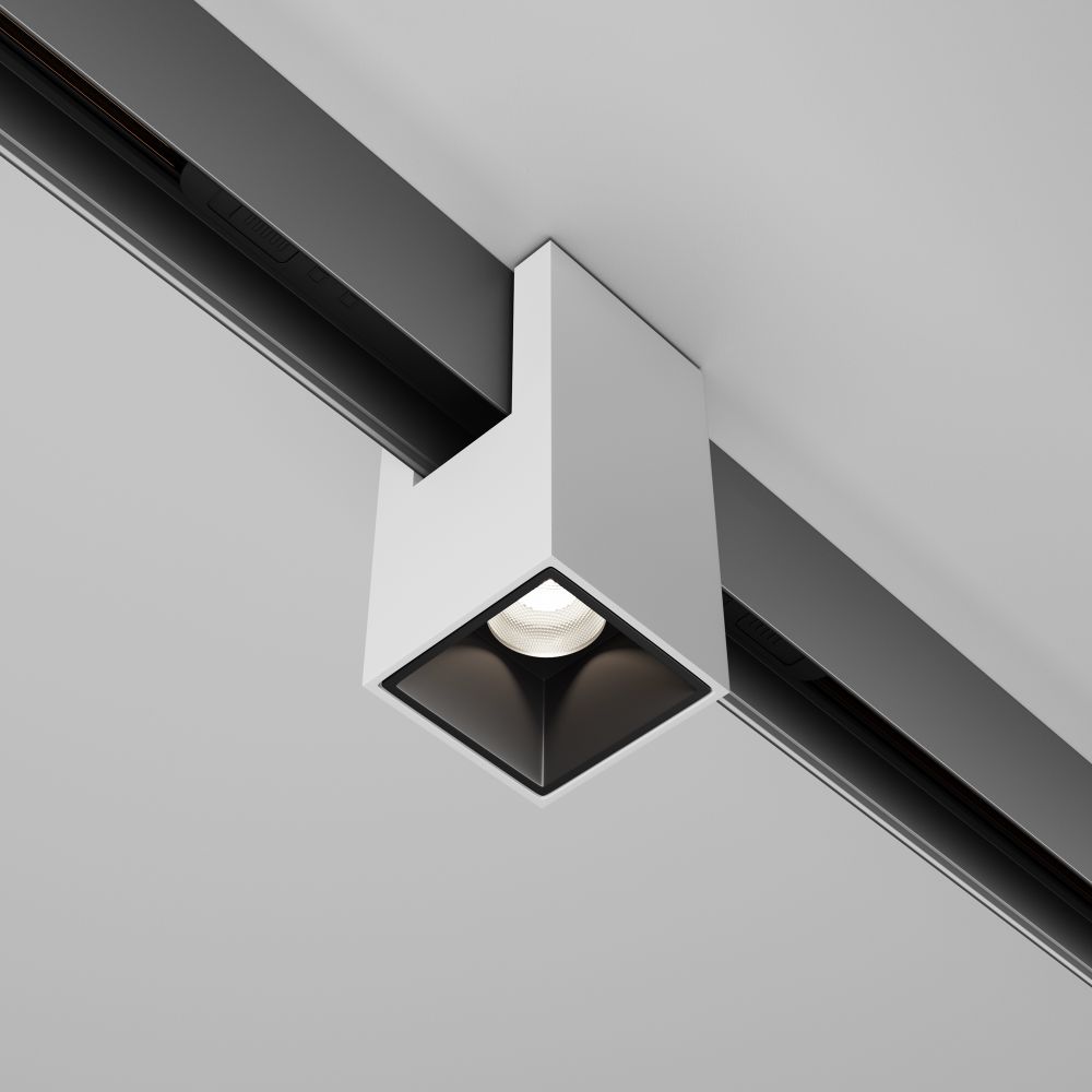 Трековый однофазный магнитный светодиодный светильник Maytoni Exility Alfa TR121-4-7W-DS-W