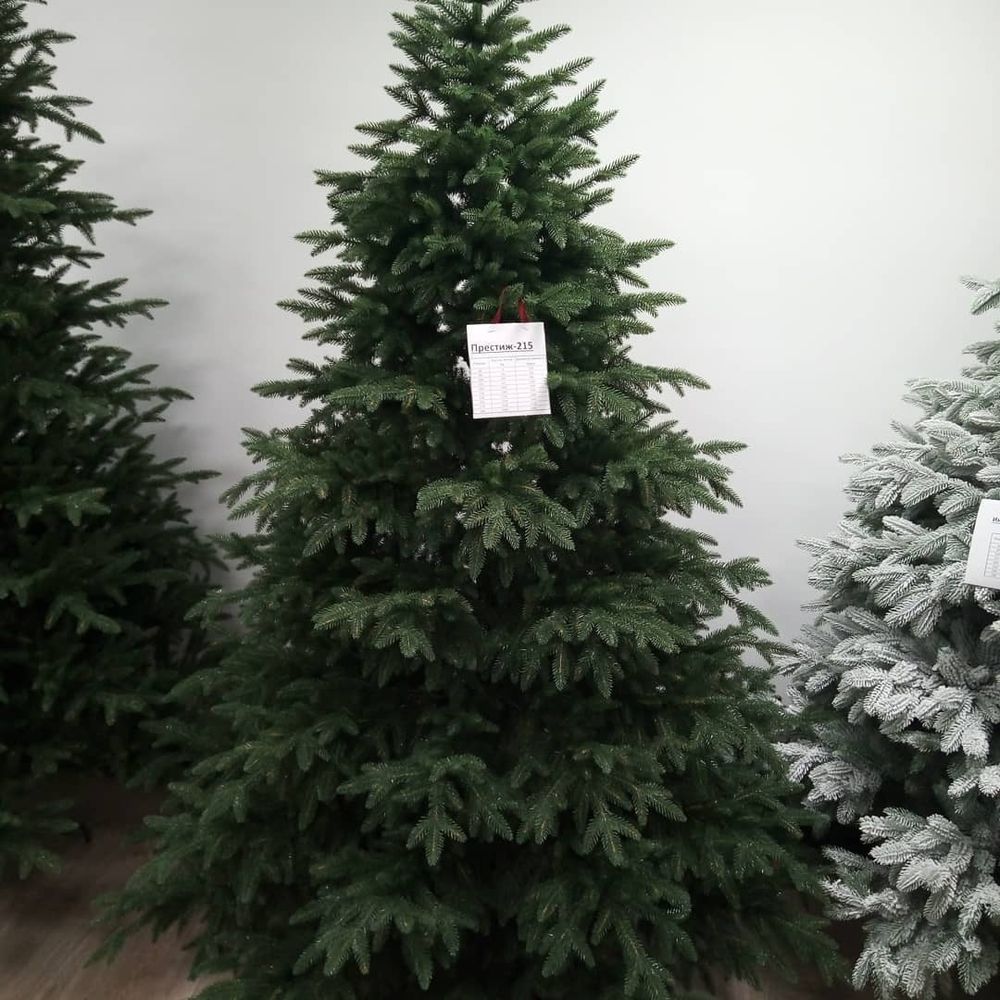 Елка с гирляндой встроенной «Престиж» (Литая хвоя) 230 см / 2,3 м