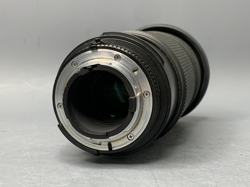 Nikon 80-200mm 2.8D