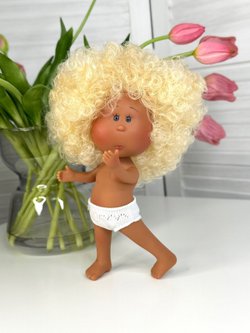 Кукла Nines виниловая 23см Little Mia Latina без одежды (3199WL7)