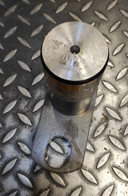 Палец 42N-856-1211