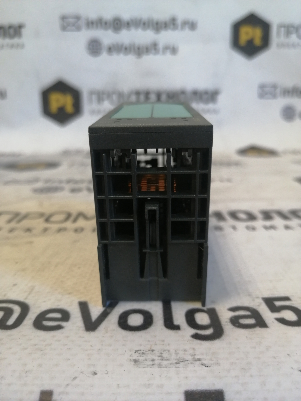 Siemens 6ES7138-4DE02-0AB0 новое