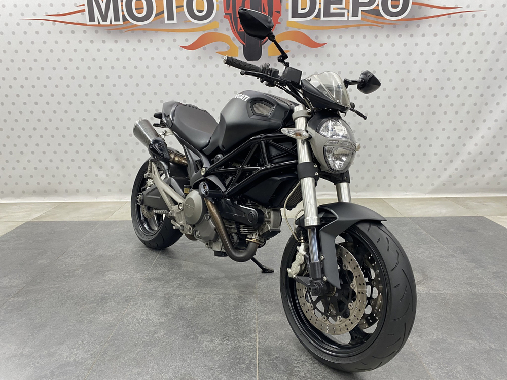 Ducati Monster 696 Plus , 2010