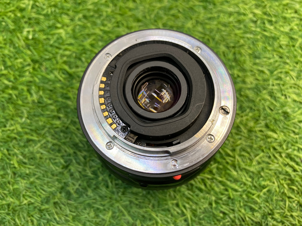 Minolta AF 28-105mm 3.5-4.5 Xi