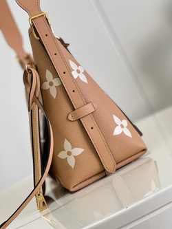 Louis Vuitton CarryAll PM