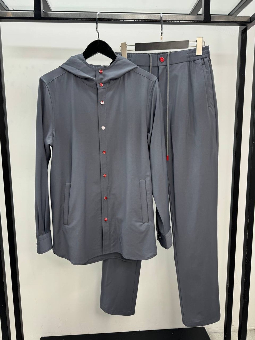 Прогулочный костюм Kiton