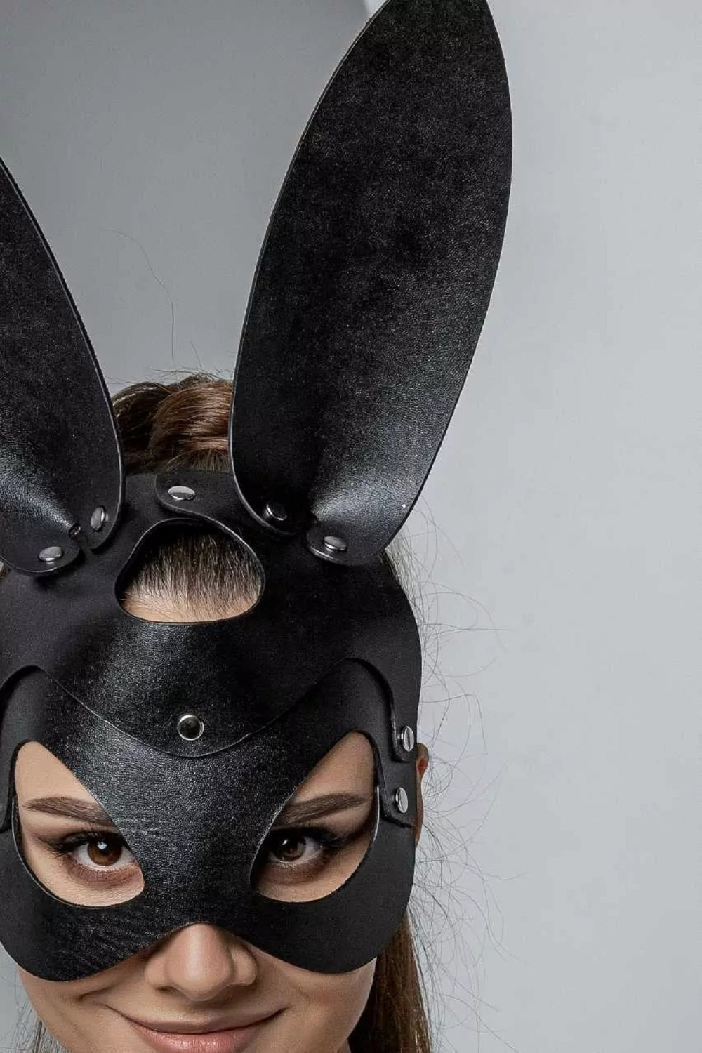 Маска Зайка кожа черный