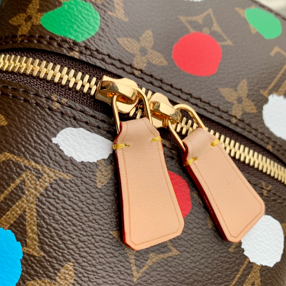 Louis Vuitton Square Bag