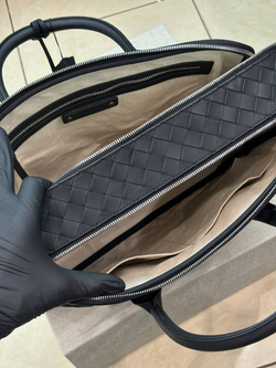 Сумка-мессенджер Bottega Veneta