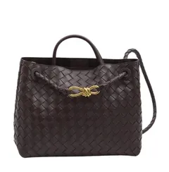 Сумка Bottega Veneta Andiamo из замши