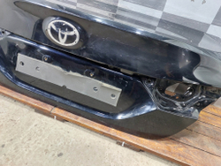 Крышка багажника Toyota Camry (XV70) 17-нв Б/У Оригинал 6440106F70