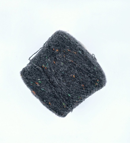 Меринос 73%, па 23%, 4% вискоза 320 м в 100 г, дождь из монпансье