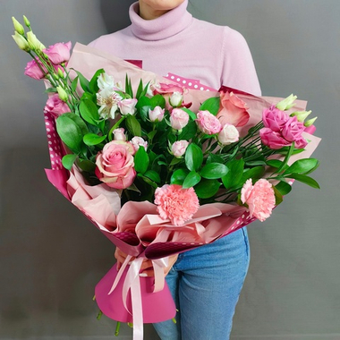 Авторский букет в розовой гамме
