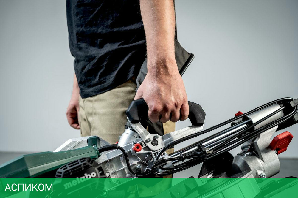 Торцовочная пила Metabo KGS 254 M (613254000)