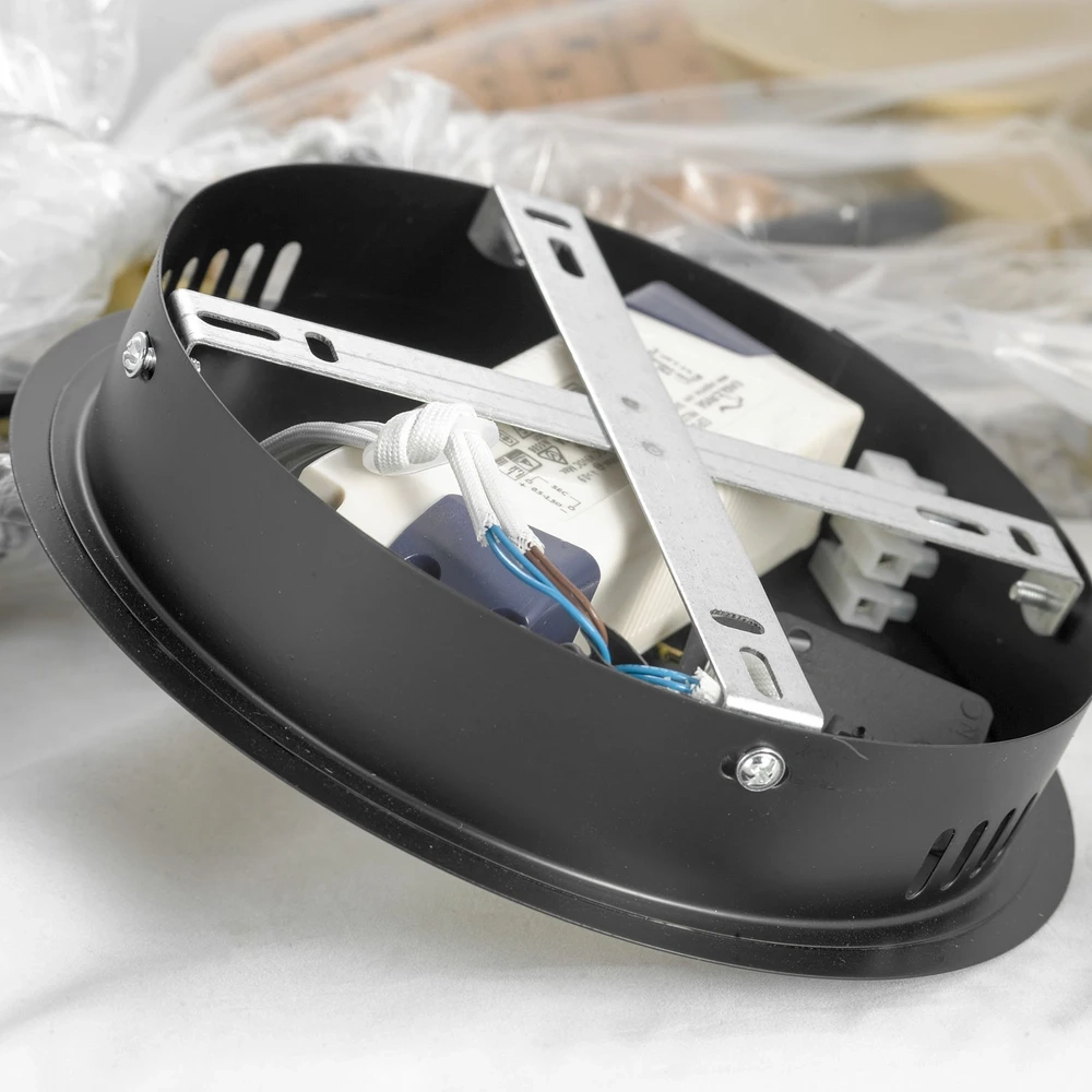 Потолочная люстра Lussole GILBERT LSP-8433