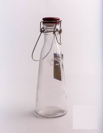 Бутылка с защелкивающейся крышкой 0,5 л 