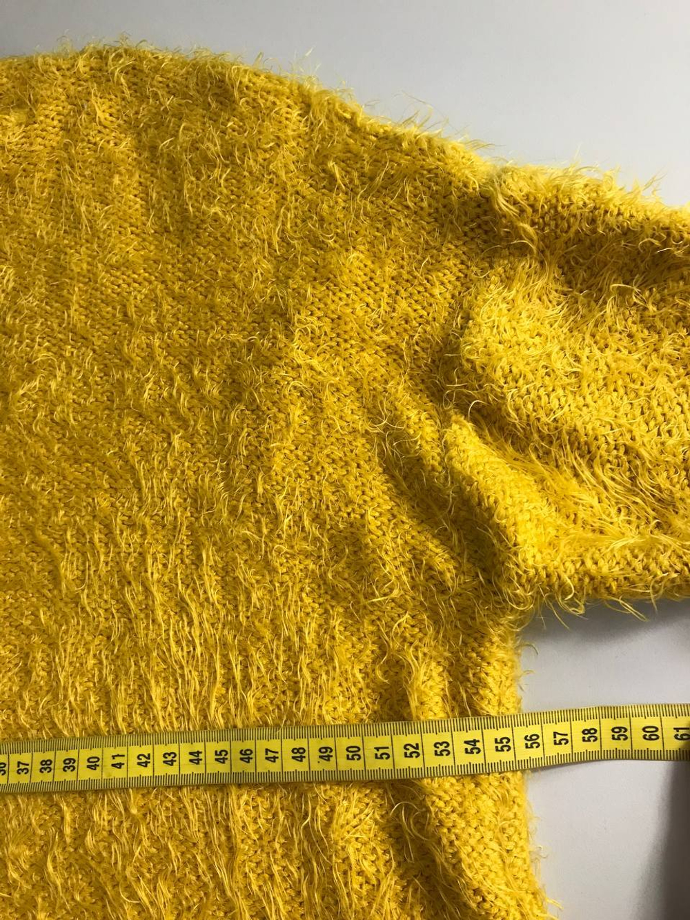 Джемпер классного цвета мохнатый, визуально 48/50 размер