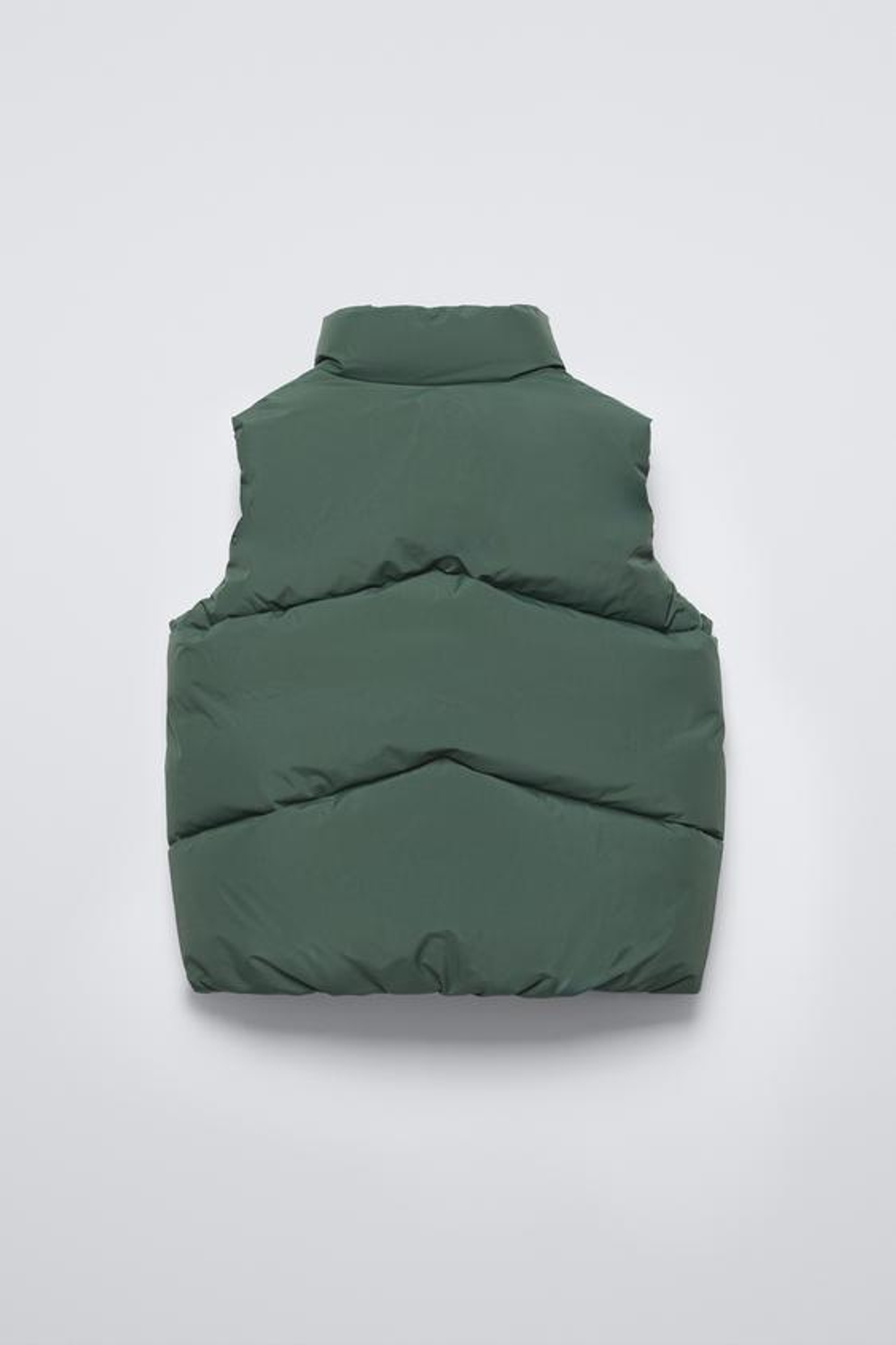 ZARA НЕПРОМОКАЕМЫЙ СТЕГАНЫЙ ЖИЛЕТ, ЗЕЛЕНЫЙ