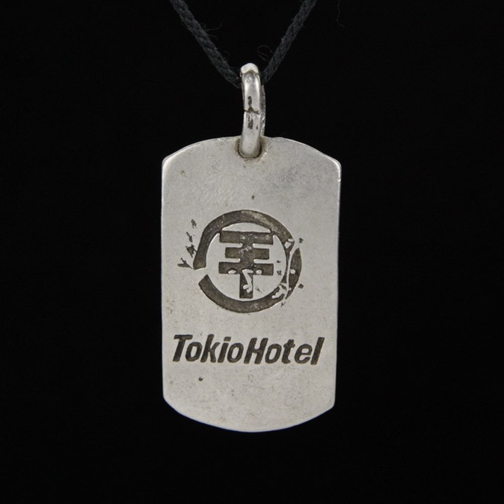 Кулон Tokio Hotel жетон