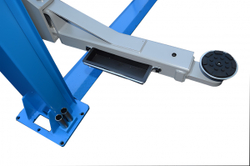 Подъемник двухстоечный GW-F4000 380 Great Wolf, 4000кг