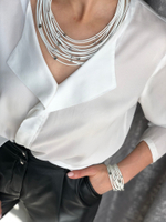 Колье из белой кожи с шариками и графитовыми кристаллами. Регулировка длины.