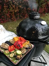 Керамический угольный гриль Primo Round Large All-In-One, 47 см, с ножками и столиками