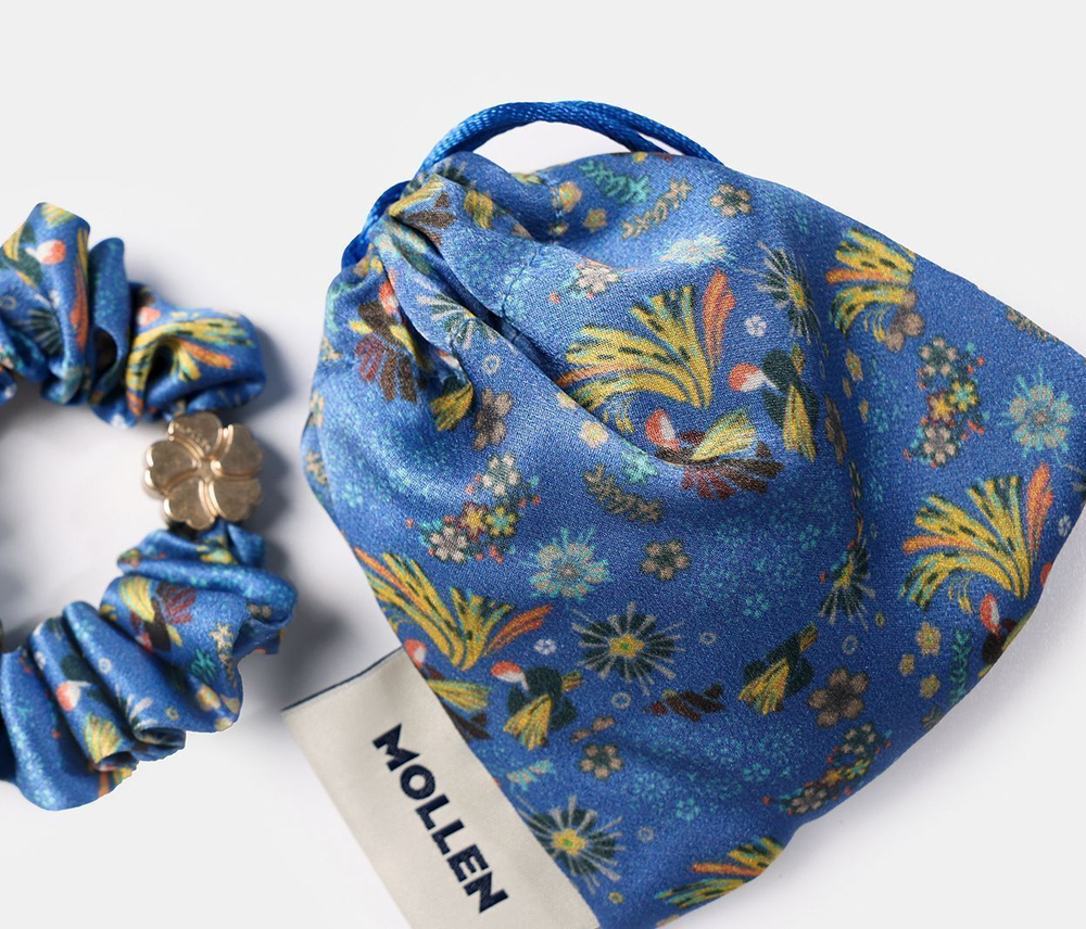 Резинка для волос Mollen Оммаж васильково-синяя