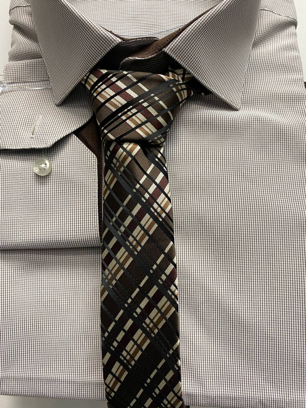 Галстук коричневый узкий