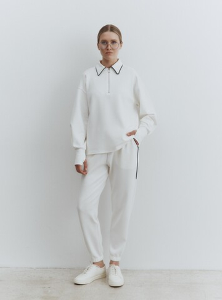 Свитшот с кантом, цвет молочный