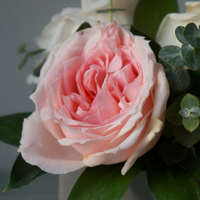 71. Композиция-комплимент в пастельной гамме