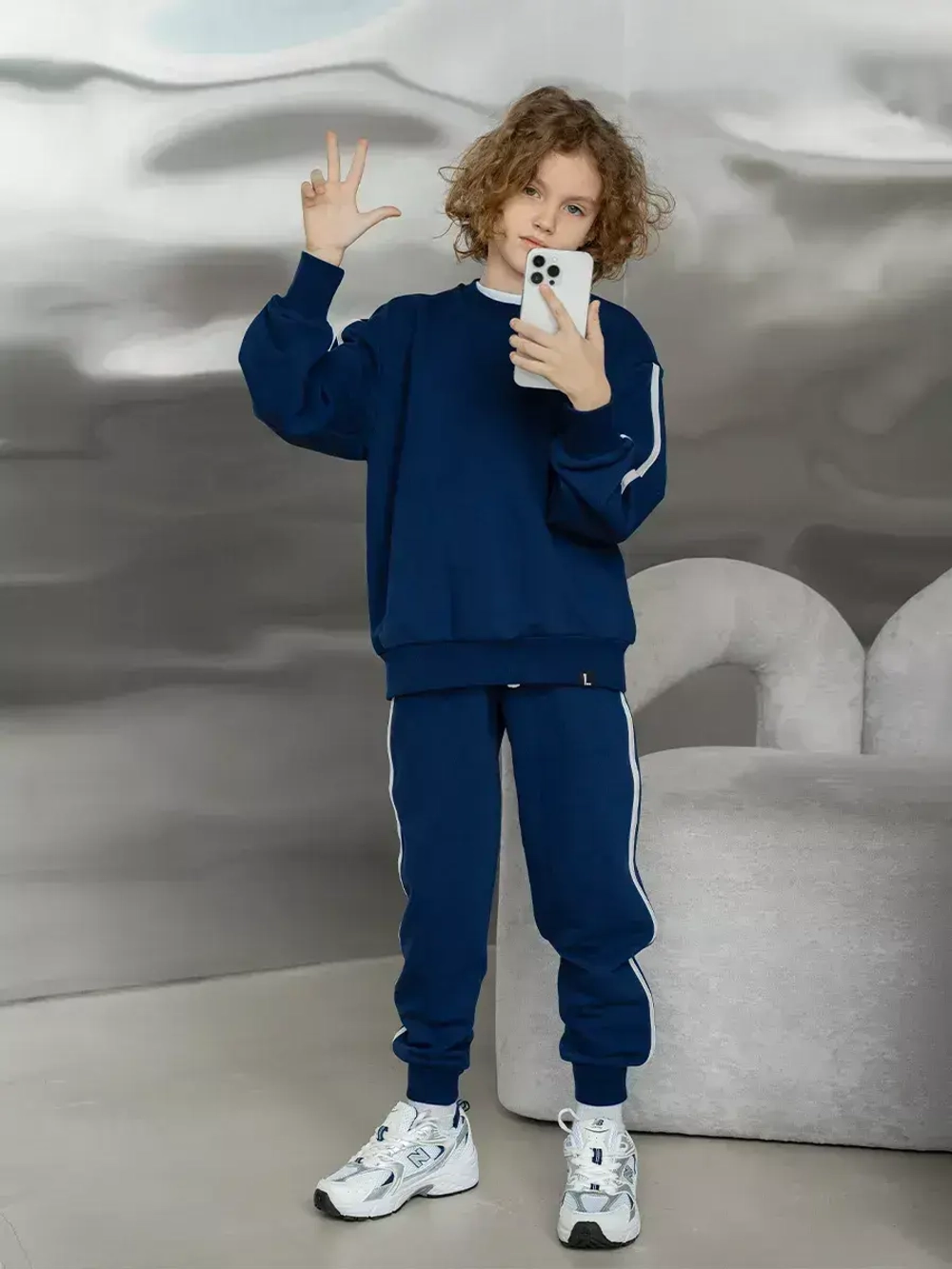 Спортивный костюм для мальчика в школу